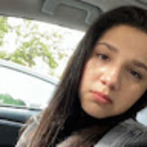 Meet your Posher, Stephany